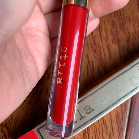 NEW Stila Stay All Day Liquid Lipstick, Beso (beautiful red), full size 3ml - Picture 5 of 16